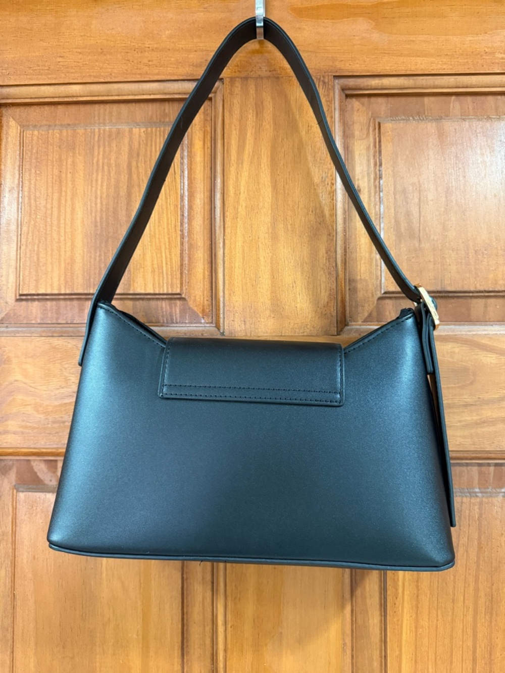 Classic Black Shoulder Bag with Gold Hardware - Picture 2 of 3